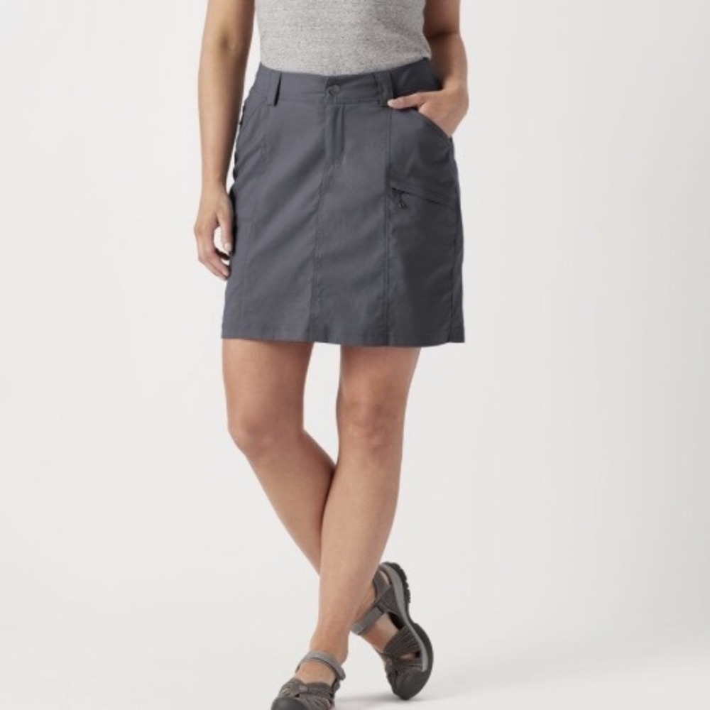 Duluth Trading Co. Women's Black Dry On The Fly Athletic Utility Skort Size 4